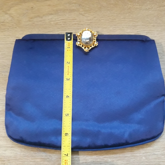 Vintage 1950's Mel-Ton Blue Satin Clutch Purse with Ornate Jewel Clasp - Picture 9 of 12